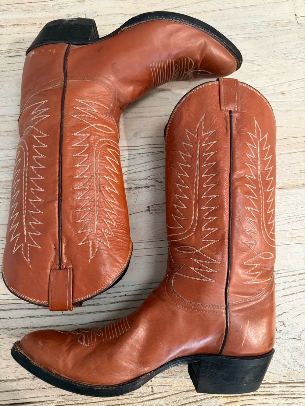 Tony Lama Women’s Vintage Western Cowboy Boots Cognac Brown Leather – Size 10. - Picture 6 of 10